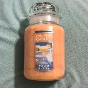 Yankee Candle 22oz (large)